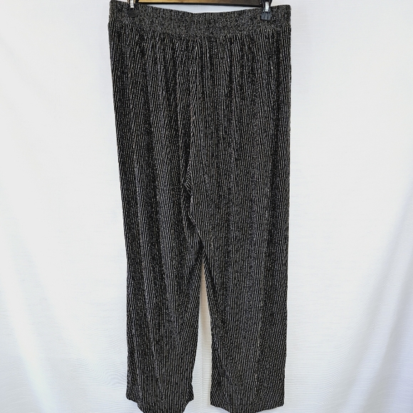 NWT Torrid Pull On Wide Leg Stretch High Rise Glitter Stripe Pant size 1 - Picture 8 of 12